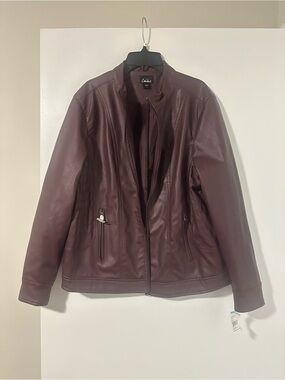 NWT Size 1X Simply Emma Women's Burgundy Faux Leather Zip-Front Jacket